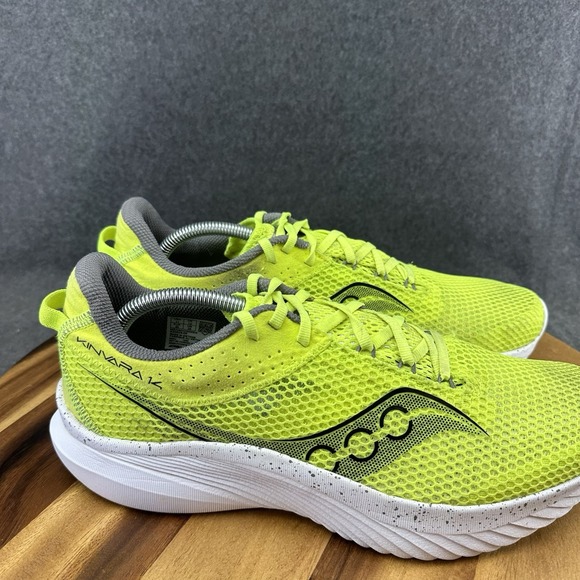 Saucony Kinvara 14 Shoes Mens 11 Neon Green Mesh Lightweight Running Sneakers - Picture 4 of 11